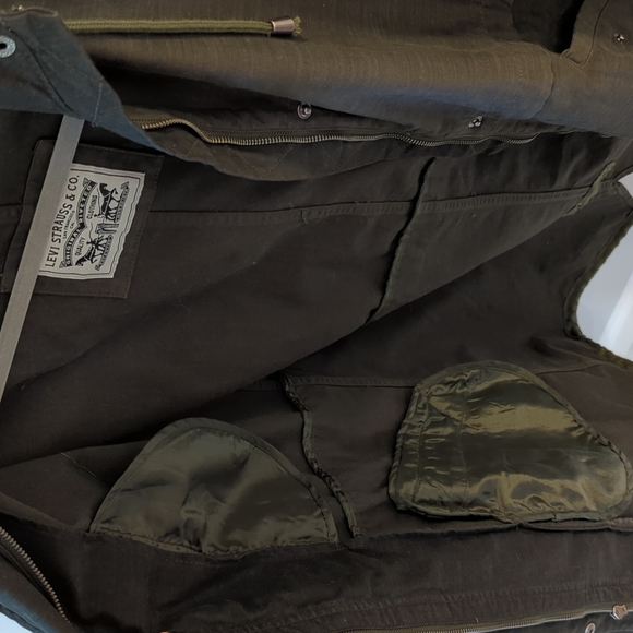 Levi jacket - Picture 10 of 11